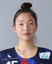 山本早織
