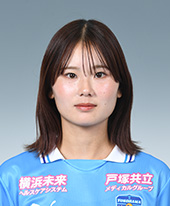 村岡由梨